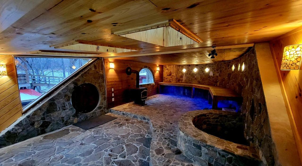 Shire Suite At White Lotus Eco Spa Retreat Stanardsville Extérieur photo